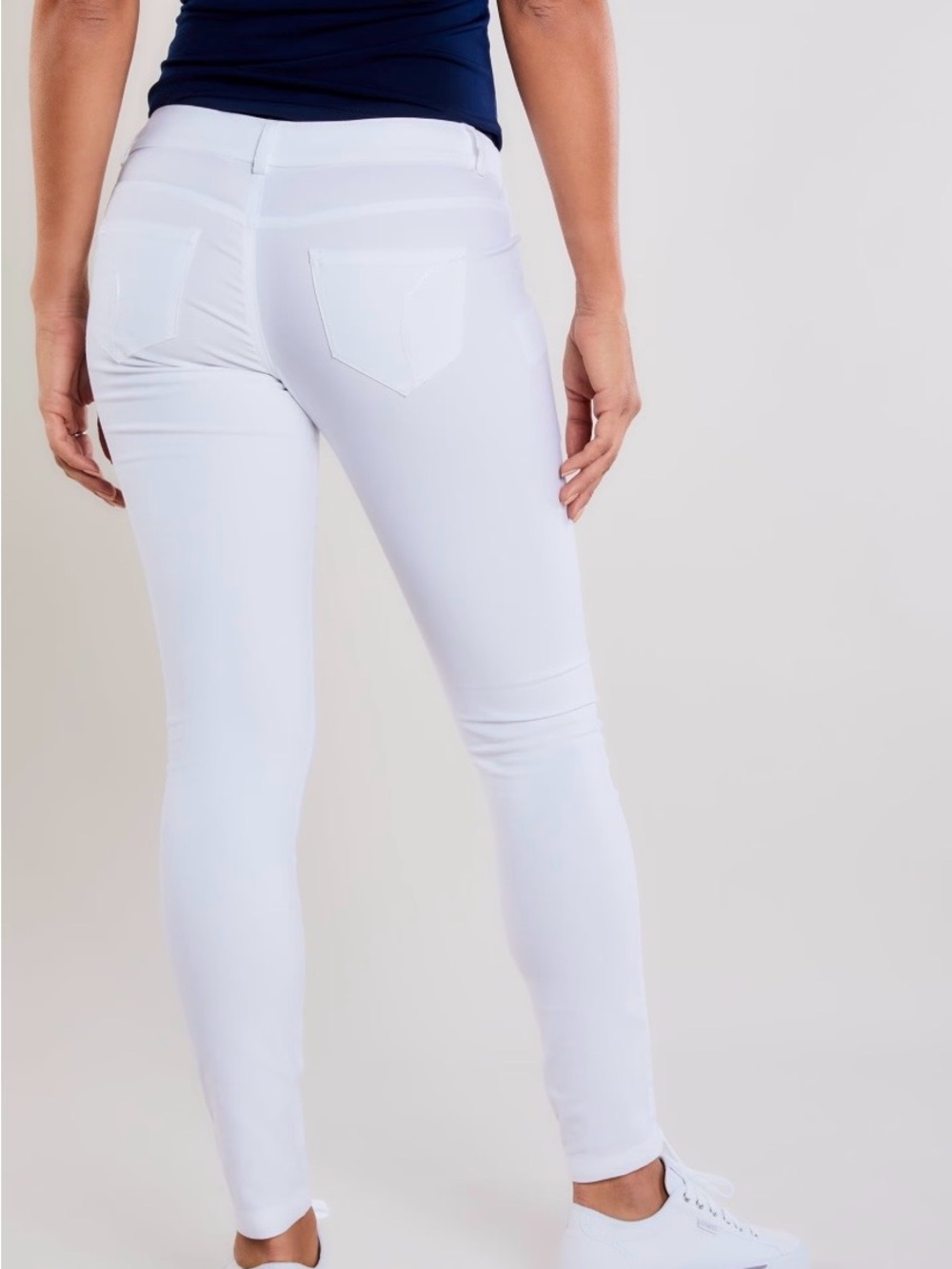 Anatomie White Women’s Louisa Skinny Jeans Golf Pants Lightweight Quick Dry